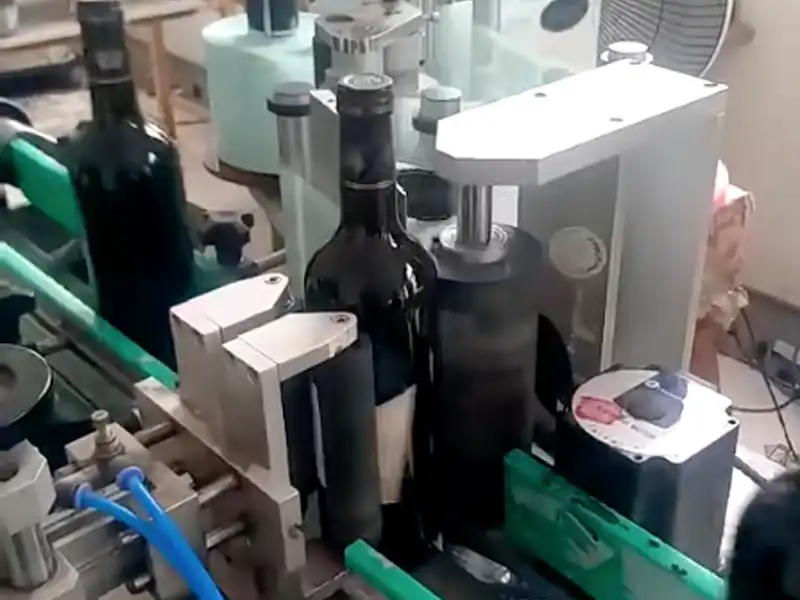 wine bottle labeler​